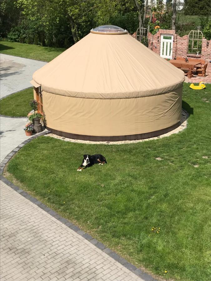 Отель Moderne Jurte Herbsleben Экстерьер фото